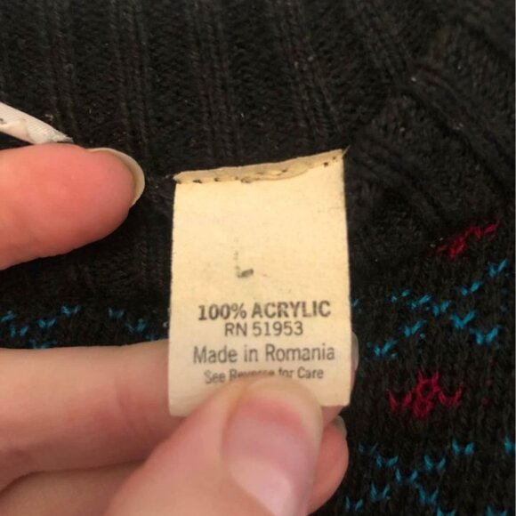 rob winter sweater, holiday sweater, rob winter snowflake sweater, Mens Sweater - Picture 6 of 7